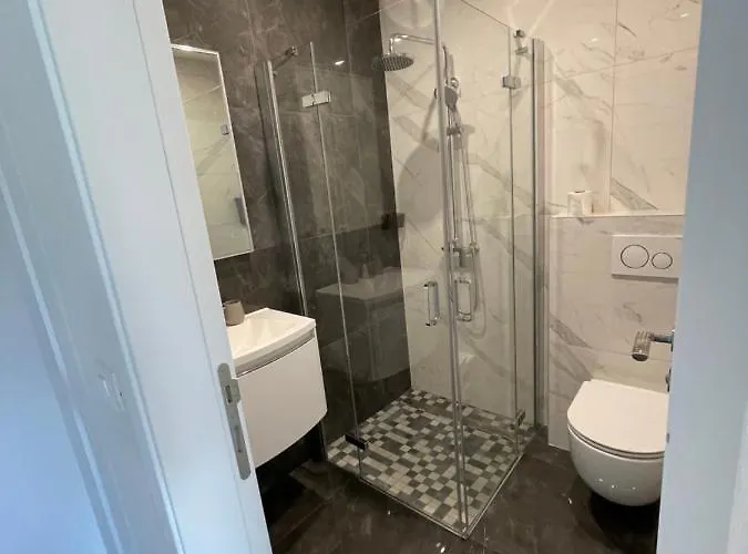 Softic Amra ウマグ