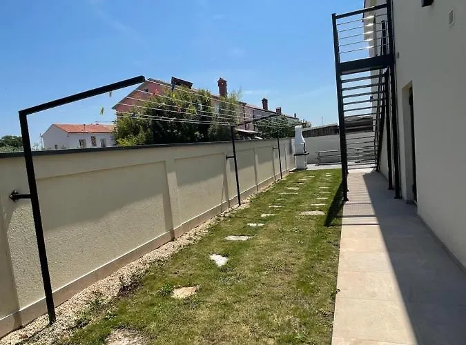 Softic Amra * Умаг